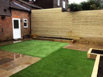  Artificial lawn with makeover 